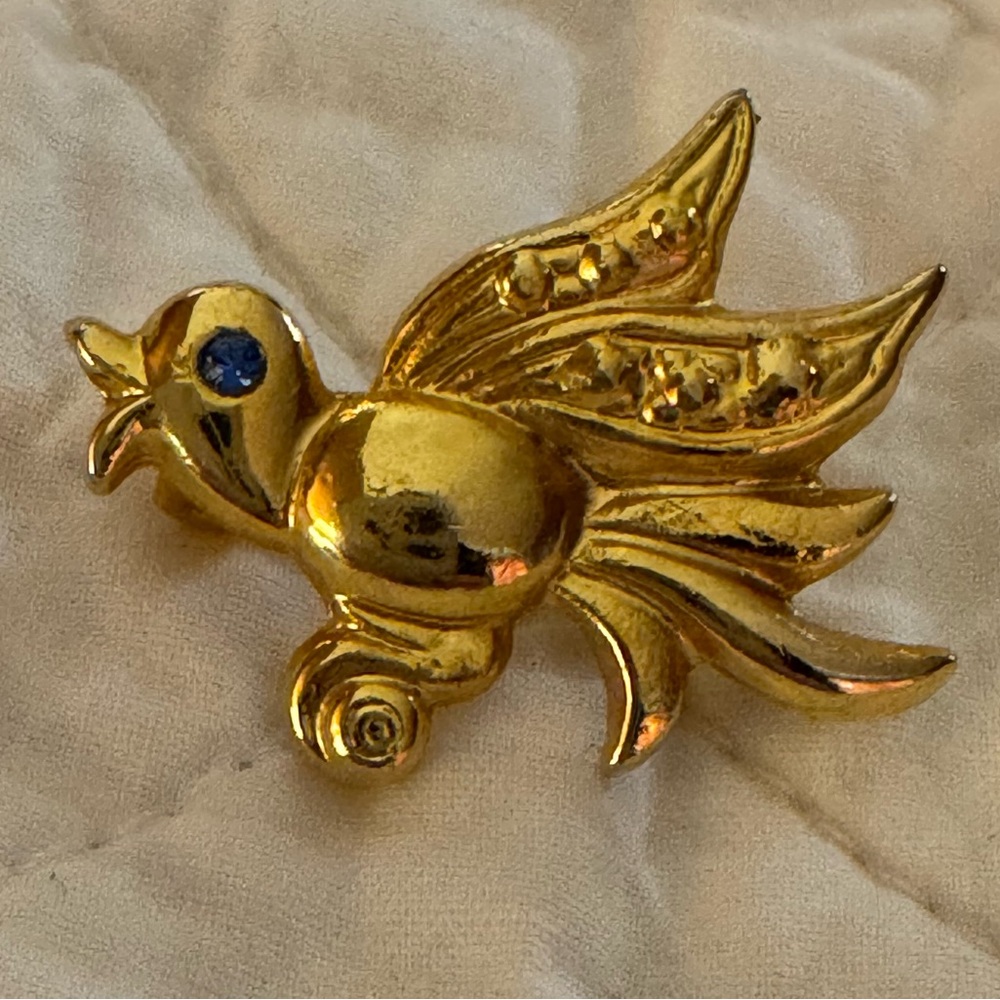 Vintage Swallow Pin - Bird of Happiness - Picture 5 of 5